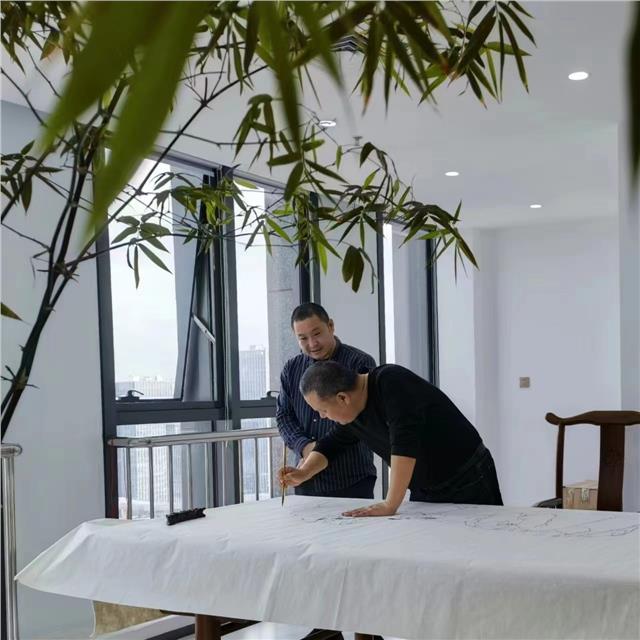 深圳第一家民办非盈利社区美术馆在龙岗平湖禾花社区揭牌