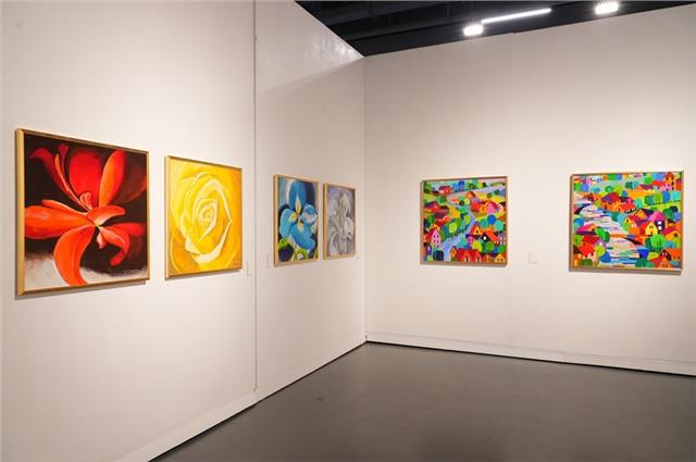 一个人的巴塞尔：周艺文当代美术全球巡展启动仪式在深圳举行