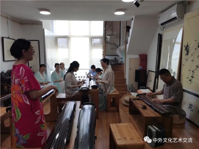 艺术无国界，谈笑皆鸿儒—爱尔兰传奇音乐家Jimmy MacCarthy情系《冰玉琴苑》