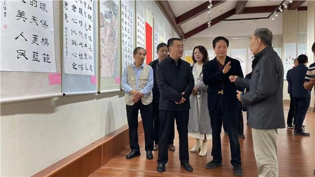 禹錫公园翰墨香 ——记荥阳市职工节能减排书画展
