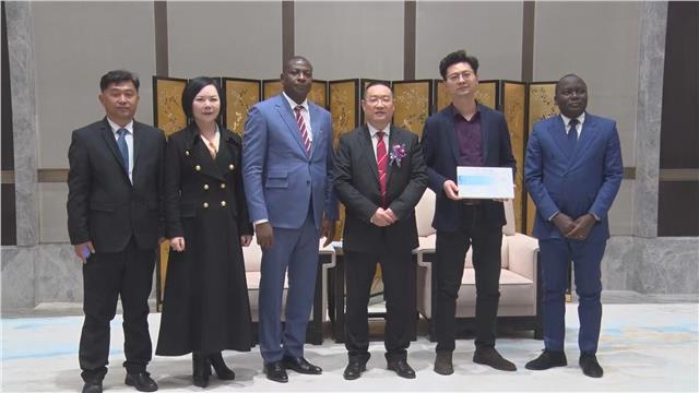 乘“一带一路”东风  搭建中非医疗合作——第二届浙江国际经济论坛在杭州举办