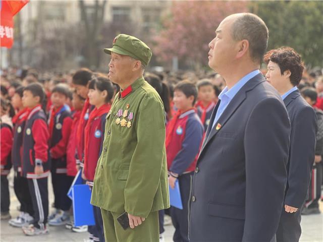 清明祭英烈  薪火永相传——周口市闫庄小学教育集团清明节主题教育活动