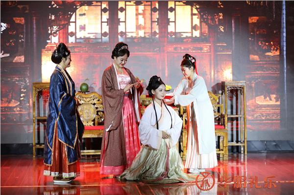 国内首部仪式剧《喜从天降》在淄博首演