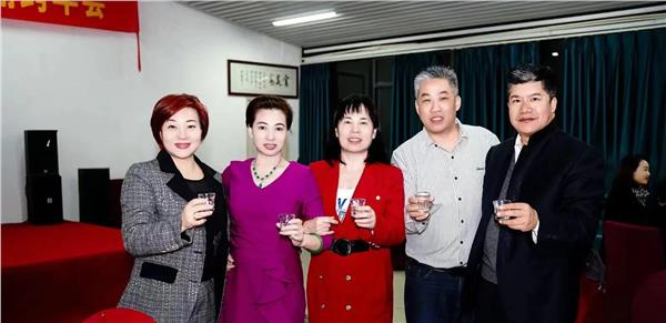 爱行天下公益平台主席王桂香：爱心奉献二十载一路温暖传万家