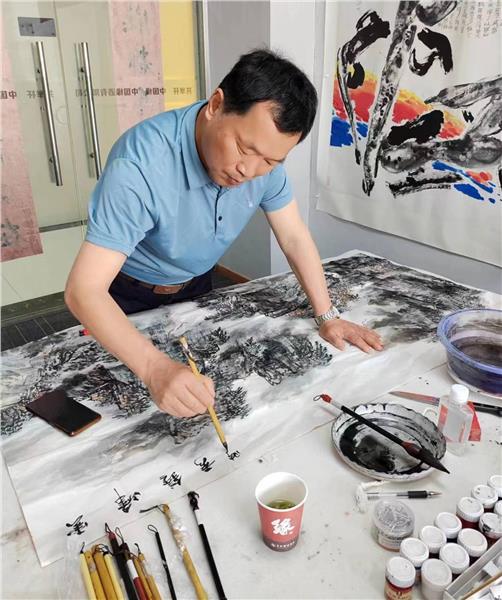 中国国际新闻杂志社书画院智库书画艺术家李其平简介