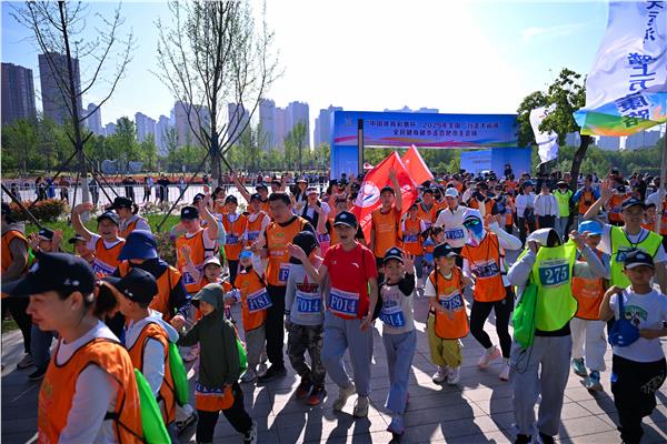 2025年全国“行走大运河”全民健身健步走合肥主会场活动圆满举行
