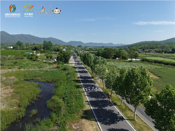 欢乐半汤健康跑，活力合肥启新篇——2025年合肥市全民健身运动会健康跑鸣枪开赛