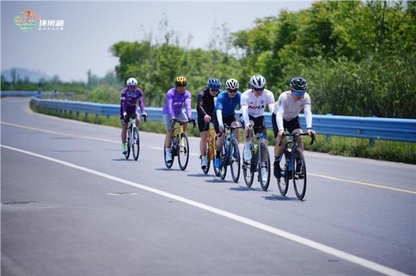 2025中国自行车运动骑游大会（湖系列）暨环巢湖全国自行车公开赛圆满举办