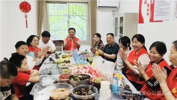 粽情端午，童趣六一——蚌埠市尧润爱心公益协会“双节”暖心活动圆满举行