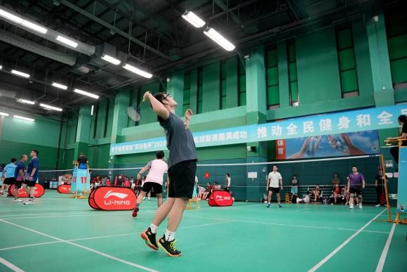 “劳动者杯” 2025中国职工羽毛球 联赛安徽合肥站激情开赛