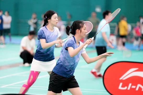 “劳动者杯” 2025中国职工羽毛球 联赛安徽合肥站激情开赛