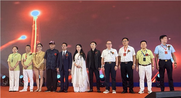 张羽希：以疗愈之音铸大爱，全球百场音乐会赋能众生，构建疗愈产业新生态