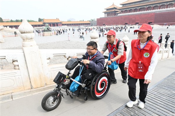 陈献春：自我实现的现代旅程迈向"场景驱动型旅游"新纪元