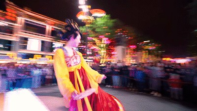 陈献春：自我实现的现代旅程迈向"场景驱动型旅游"新纪元