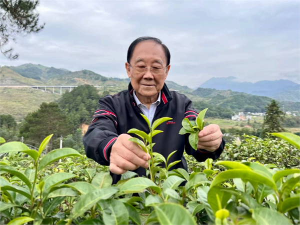 _IBK__IBK__IBK_2.png “为中国企业家健康跨过100岁”而努力奋斗