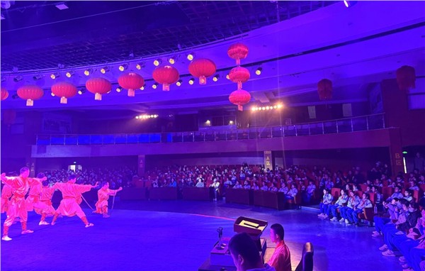 _IBK_1.jpg 少林小龙武校:北京陈经纶中学分校600名师生 沉浸式感受武术魅力