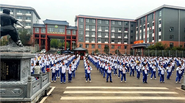 _IBK_4.jpg 少林小龙武校:北京陈经纶中学分校600名师生 沉浸式感受武术魅力