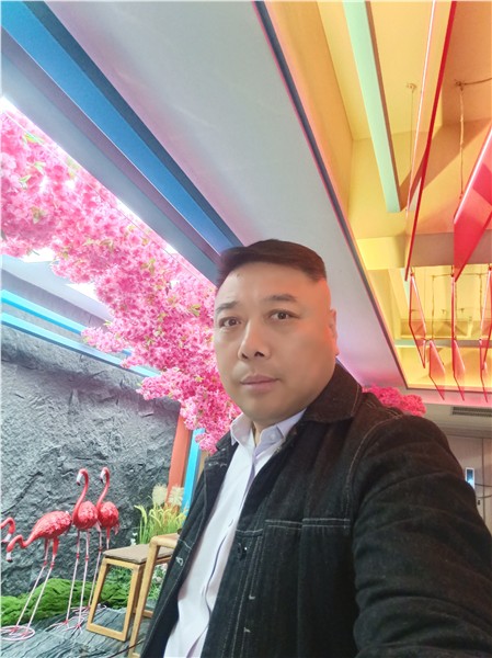 _IBK_微信图片_2025-10-31_185238_712.jpg 郝江华:爱的舞蹈