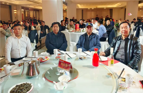 安阳市易中文体集团奏响周年庆典华美乐章