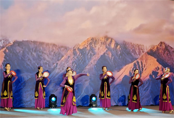 _IBK_15.png “九九重阳·快乐生活”第七届重阳节公益晚会在京举行