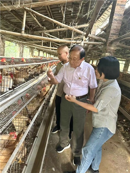 严晓蒸亲自谋划 健康中国工程“活性硒”技术落地玉林结硕果