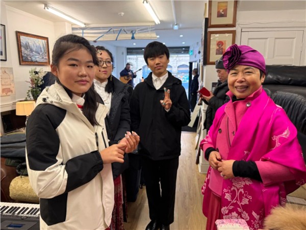 《爱与音符的汇聚》，一场跨越国界的慈善音乐会