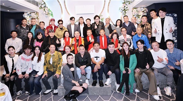 沈火新、颜光兴导演收徒仪式盛大举行 众星云集见证游淇潆入门