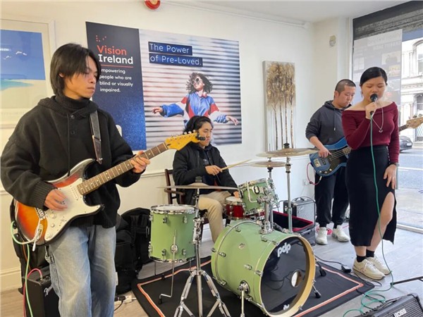 四星期两场慈善音乐会，陈秋梅奏响都柏林爱与希望的旋律