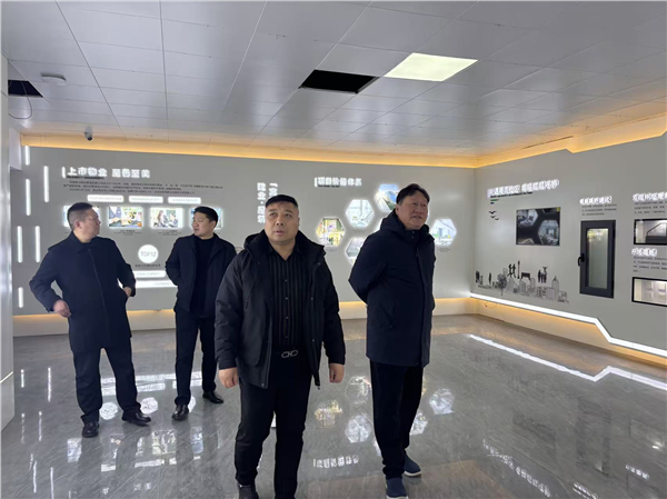 _IBK_图片1.png 安阳市政协副主席刘鸿民深入民建企业“中原星筑”项目调研 强调打造国际品牌 助力企业纾困发展