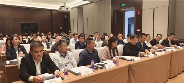 陈献春应邀出席广东省旅游景区创新发展论坛并发表演讲