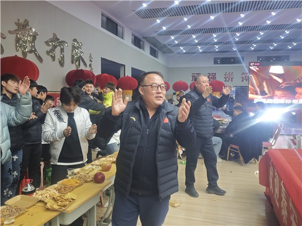 _IBK_13.jpg “精忠报国”杯国际散打赛事元旦联欢晚会暨刘兵散打基地新年表彰会成功举办