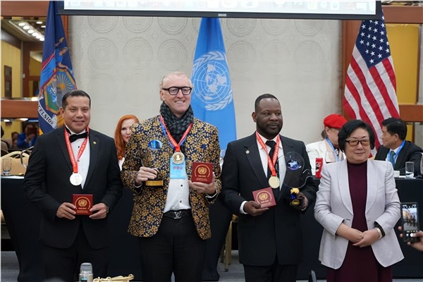 _IBK_16.jpeg 龚氏三杰”获联合国80周年庆典《世界和平和谐奖》受关注