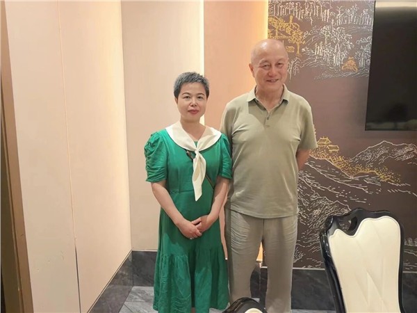 中国国际新闻杂志社爱尔兰分社社长陈秋梅再创佳绩！美国西雅图图书漂流站签约，推动中美文化交流