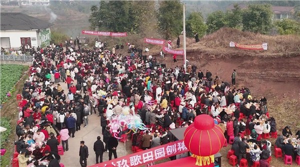 _IBK_5.jpg 为何“杀猪宴”会从“生活场景”翻车为“数字祭坛”?——以场景美学探析“小而美”原生场景的守护之道