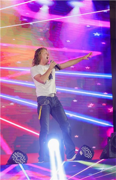 _IBK_17.jpg 英雄精神薪火传 文化聚力贺新春——“硬骨头六连”参战英雄与皖企名流共赴迎新春大联欢