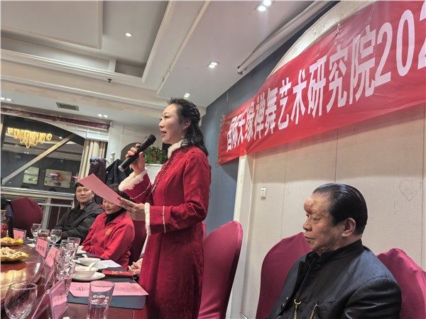 _IBK_11.jpg 中国国际新闻杂志社国际天缘禅舞艺术研究院2026“精忠报国”禅舞迎春晚会圆满举行