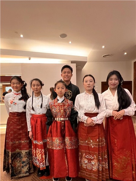 少年鼓手葛漠北将闪耀第六届“世界因爱而生”全球春晚舞台