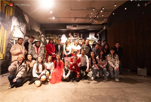 第六届“世界因爱而生”全球春晚刊登人民日报海外版 / 2026 Teeling Whiskey 之夜，多元文化跨越山海