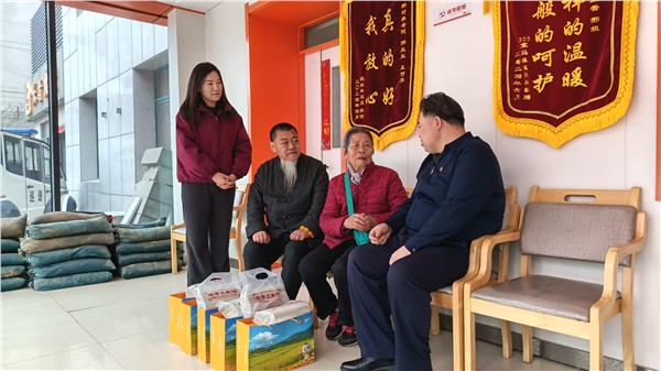 _IBK_2.jpg 新春余温 初九正长——健康中国工程走进社区 携暖意慰问 送安康