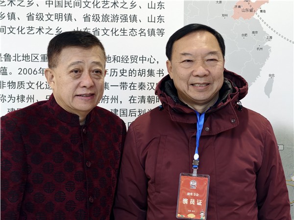 豫鲁曲艺携手 共传非遗文脉——安阳市曲协、文峰区大美文峰艺术团亮相山东胡集书会