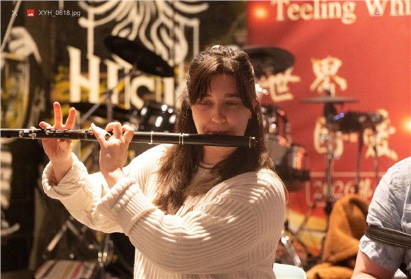 The Liberty Swifties 乐队震撼"世界因爱而生"全球春晚    Teeling Whisky之夜弦歌不辍，爱传全球