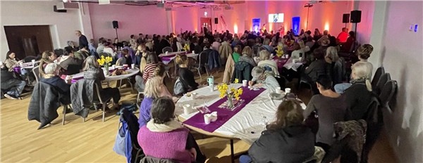 借本土“变革之声”，酝酿东方“文化新韵”——资深策划人陈秋梅出席都柏林国际妇女节侧记