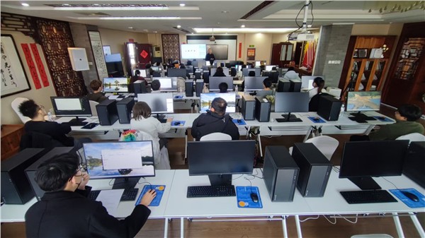 在河南把AI做成生意，95后们都是怎么干的？