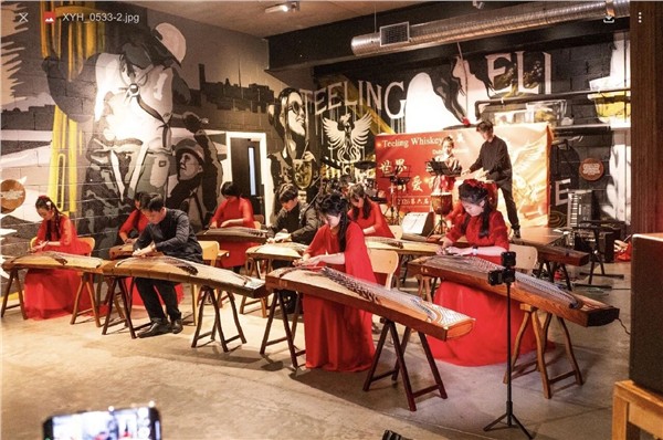 爱尔兰权威媒体《Hot Press》报道"世界因爱而生"全球春晚   中国国际新闻杂志社爱尔兰分社社长陈秋梅：以爱为桥，助力中华文化走进欧洲主流