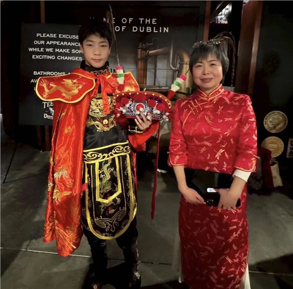 爱尔兰权威媒体《Hot Press》报道"世界因爱而生"全球春晚   中国国际新闻杂志社爱尔兰分社社长陈秋梅：以爱为桥，助力中华文化走进欧洲主流