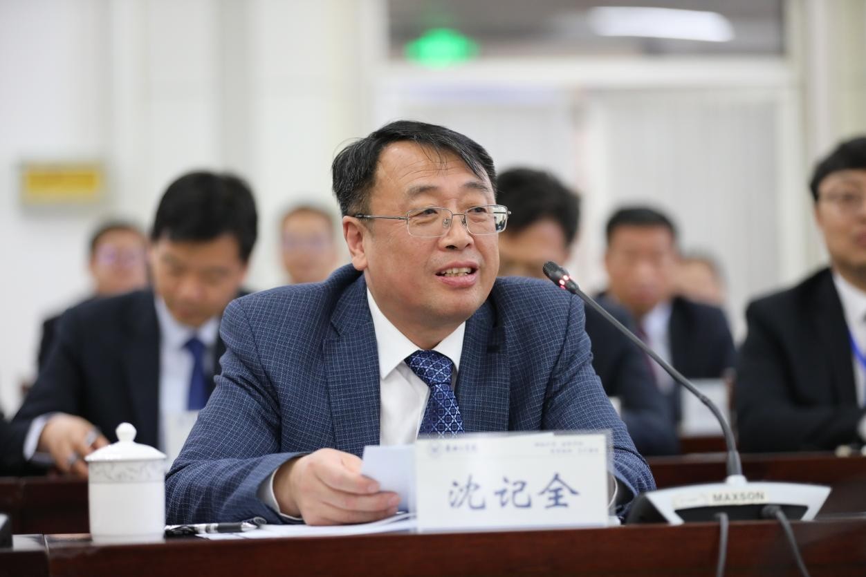 工程教育专业认证专家莅临安阳工学院考查