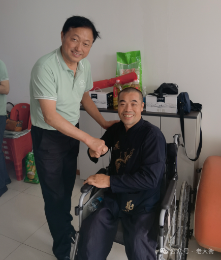 杨晓培：从火车司机到志愿一线   无私情怀续写人间大爱——记蚌埠市心连心志愿者协会会长张红卫