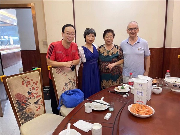 《不灭的星光》献礼首届爱尔兰-中国文化艺术节 陈秋梅写词、陈超谱曲—致敬Jimmy&nbsp;MacCarthy