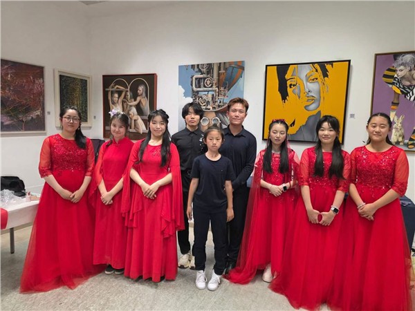 11岁少年葛漠北惊艳爱尔兰-中国文化艺术节：鼓槌与拳锋共铸少年传奇