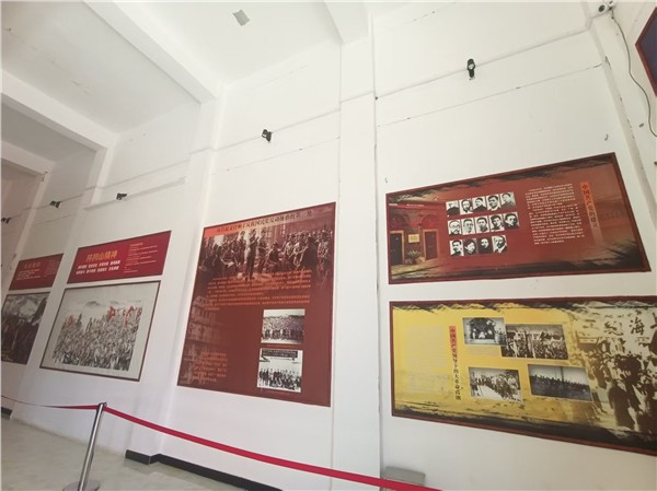 “精忠报国”爱国主义教育基地落户焦作革命老区纪念馆 ，郝江华现场授牌并做践行精忠报国精神讲话